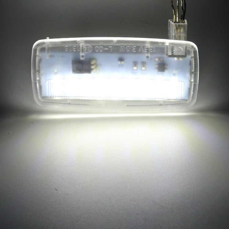 2 PCS Car DC12V / 1.5W / 6000K / 100LM LED Vanity Mirror Lamp Makeup Mirror Light with 18 SMD-3014 Lamps for BMW E93, White Light, Makeup Mirror Light