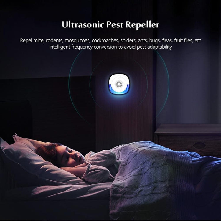 Ultrasonic Outdoor Animal Repellent, UK Plug, UK Plug