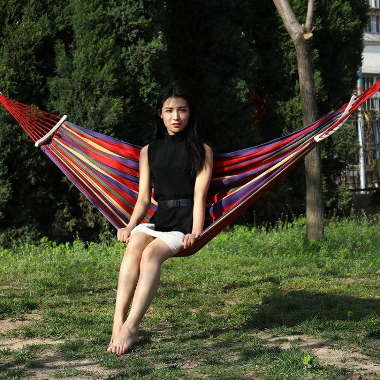 Outdoor Rollover-resistant Single Person Canvas Hammock Portable Beach Swing Bed with Wooden Sticks, Size: 185 x 80cm, Size: 185 x 80cm(Red), Size: 185 x 80cm