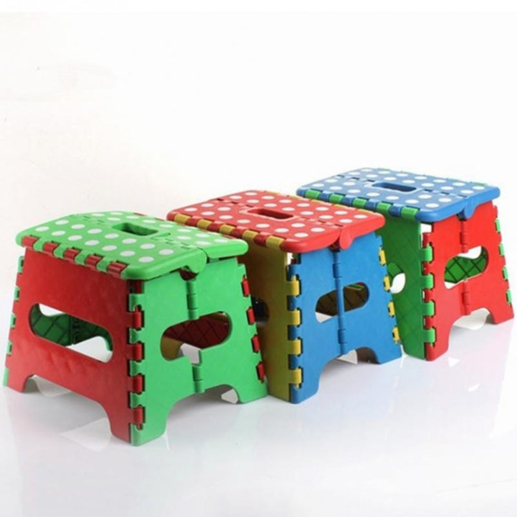 Portable Thick Plastic Kids folding Stool Outdoor Activity Tool Home Traveling Necessity, Color Random Delivery, Folding Stool