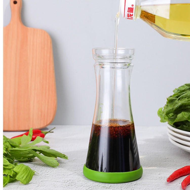 Salad Mixing Cup Vinegar Sauce Shaker Bottle with Scale for Kitchen, 101-200ml
