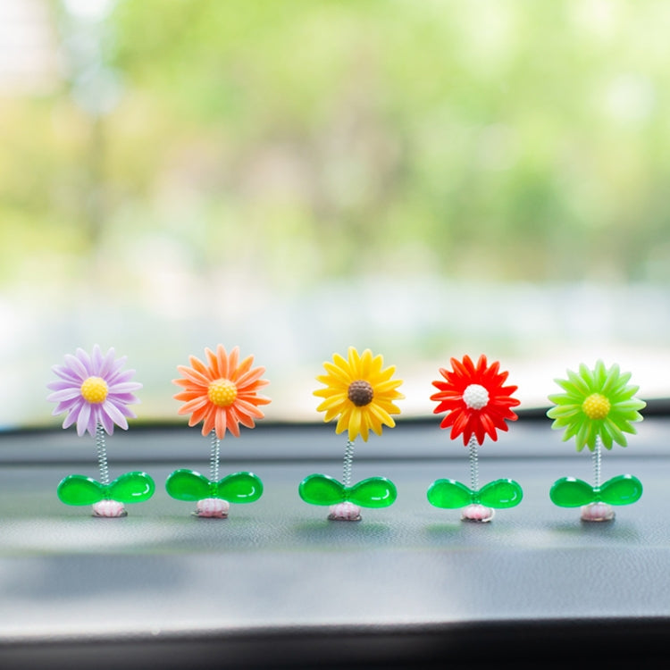 Cute Small Daisy Car Ornament Car Dashboard Shaking Decoration