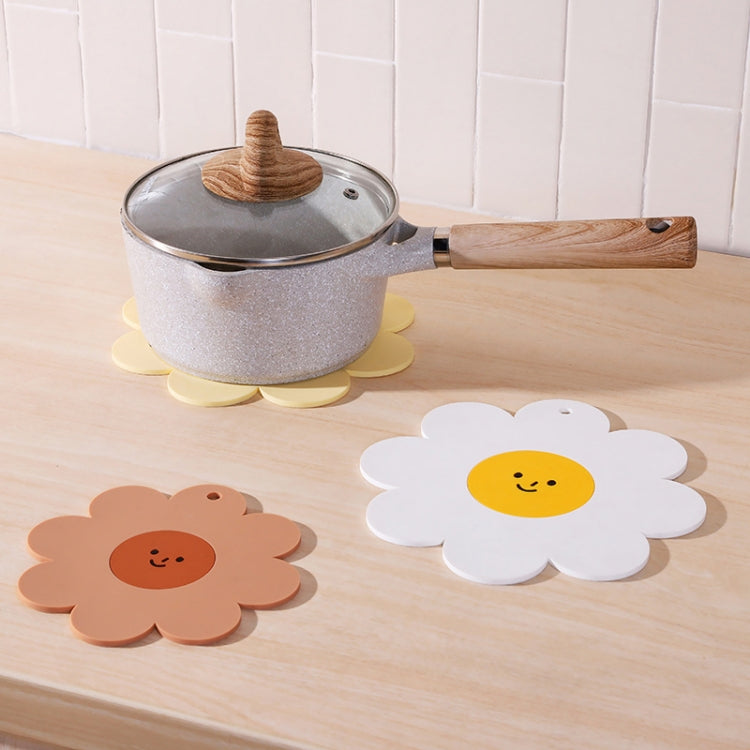 Sunflower Cute PVC Heat Insulation Mat Household High Temperature Resistant Table Pad, Yellow Small, Purple Small, Brown Small, Yellow Medium, Purple Medium, Brown Medium, Yellow Large, Purple Large, Brown Large