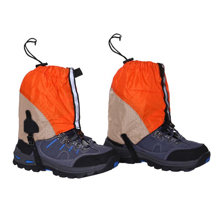 1 Pair AOTU AT8917 With Reflective Strip Outdoor Mountaineering Hiking Snowproof Footwear Desert Sandproof Shoe Covers