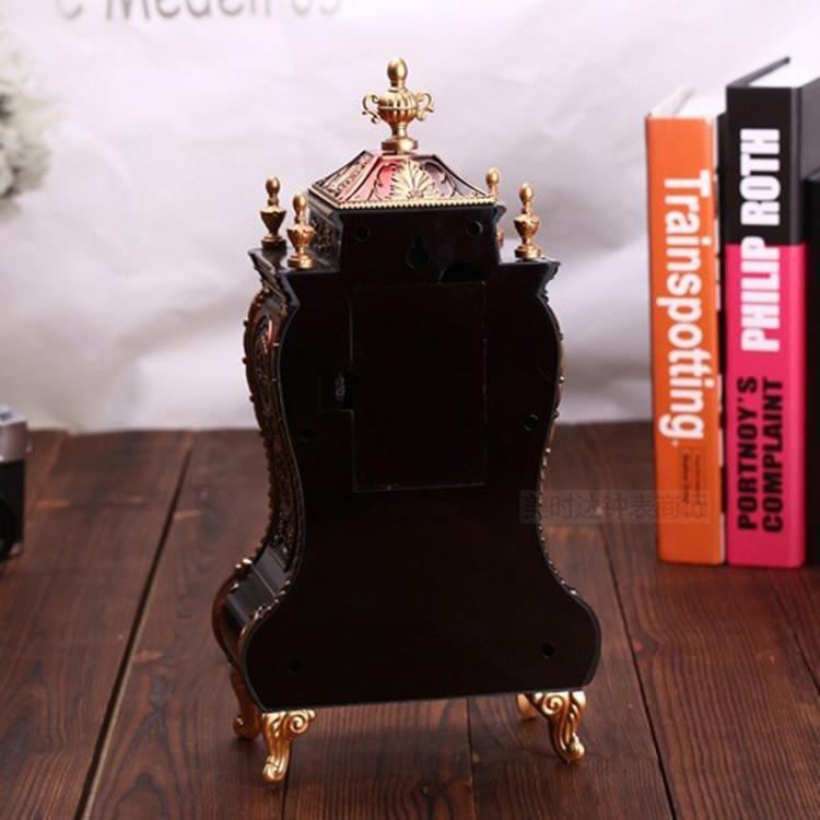 Vintage Clock Classical Royalty Sitting Room TV Cabinet Desk Imperial Furnishing Creative Sit Pendulum Clock